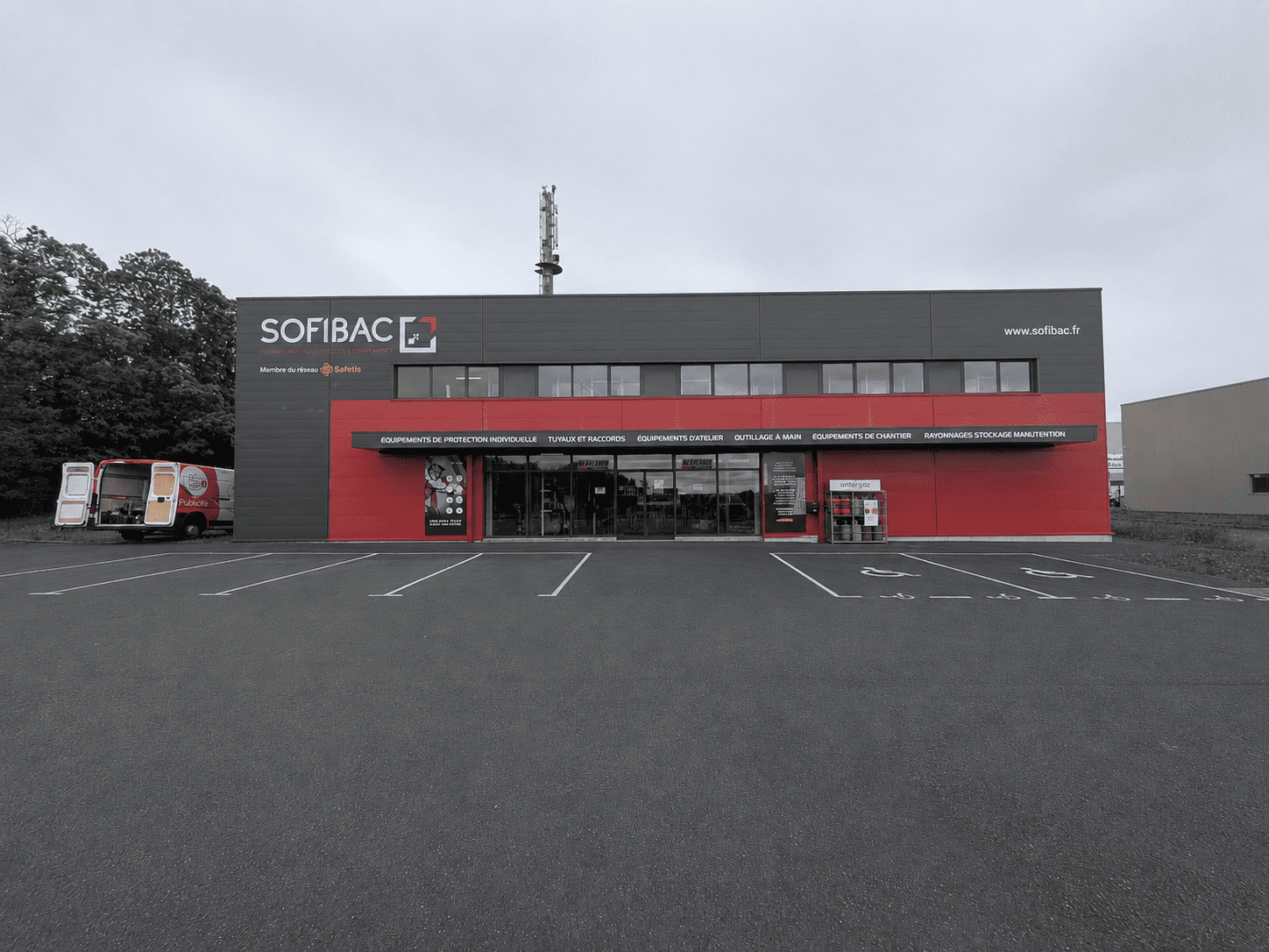quimper-1-6a33b2b6ac86a244666816.png